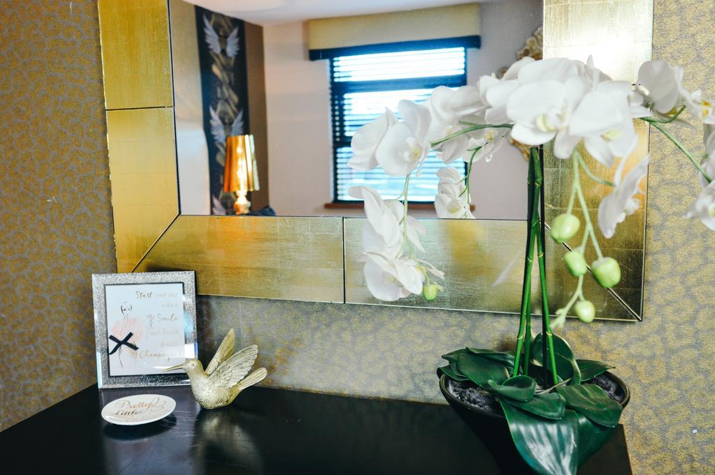 Aparthotel Posh Pads - 1 -